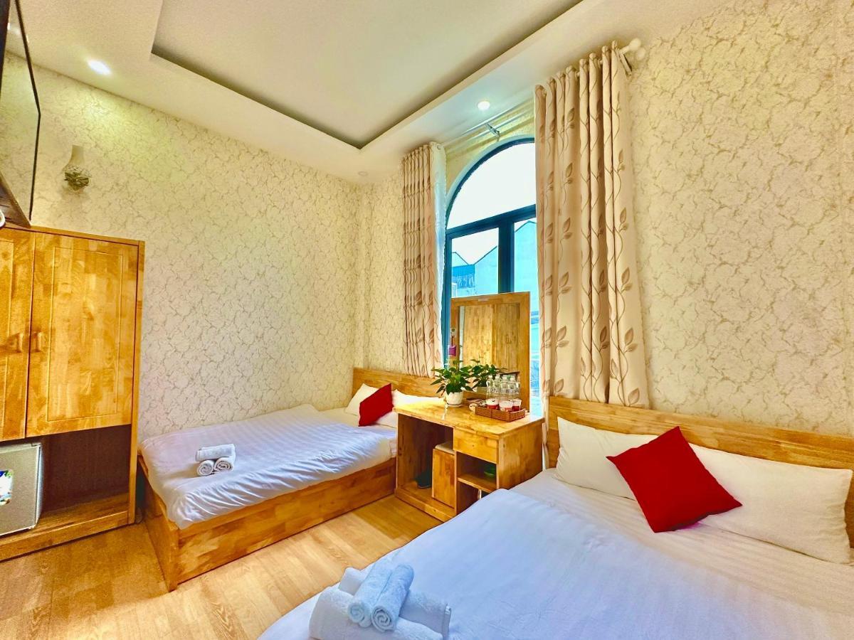 Khach San Minh Ha Da Lat Hotel Exterior photo